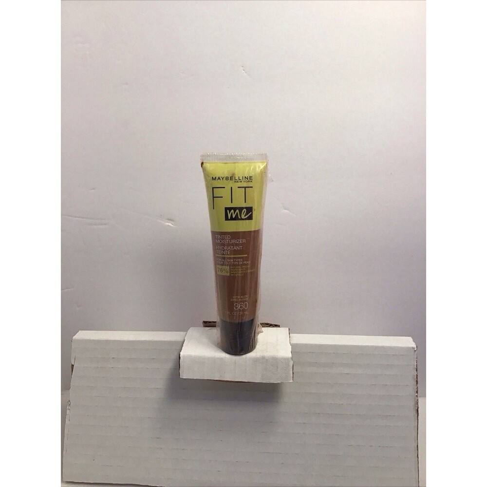 Maybelline Fit Me Tinted Moisturizer Natural Coverage  Face Makeup 360